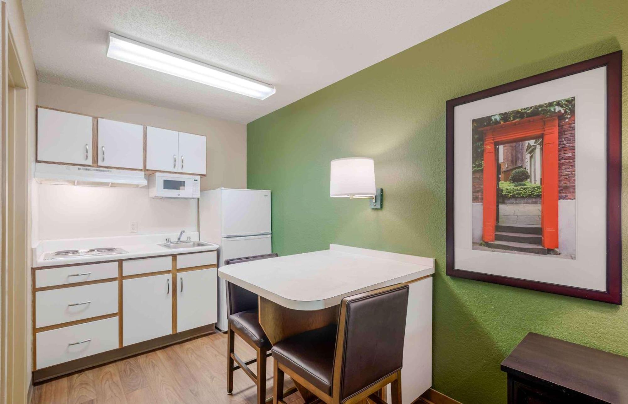 Extended Stay America Select Suites - Atlanta - Perimeter - Hammond Drive Sandy Springs Eksteriør bilde