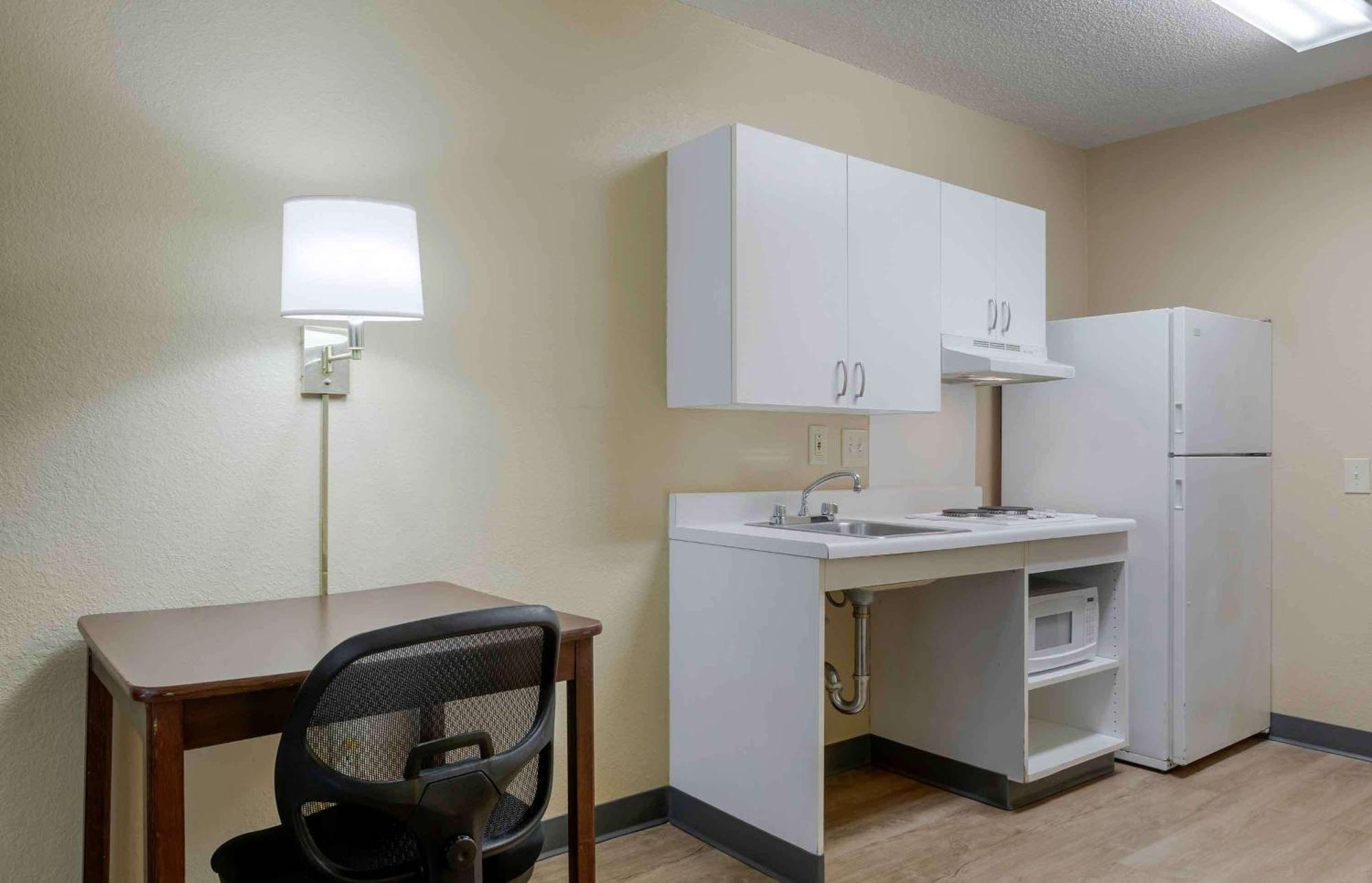 Extended Stay America Select Suites - Atlanta - Perimeter - Hammond Drive Sandy Springs Eksteriør bilde